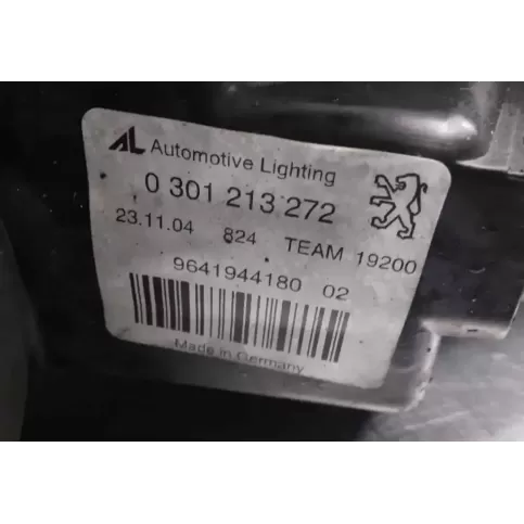 03012132723 фара передняя Peugeot 407 2004