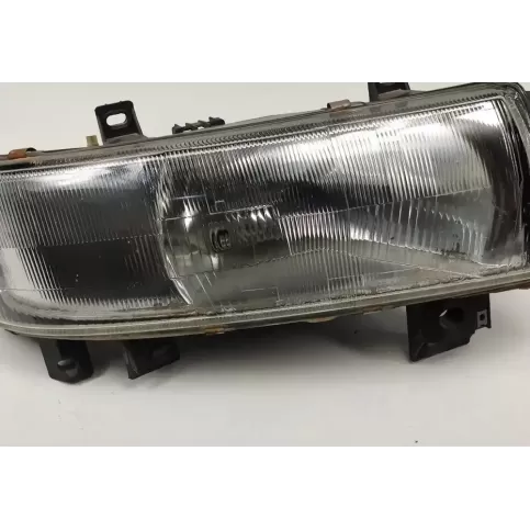 085511143R фара передня BMW 3 E36 1991