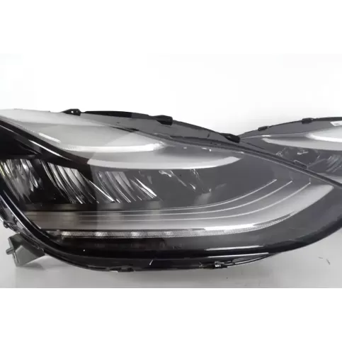 1077367-50-B фара передня Tesla Model 3 2018