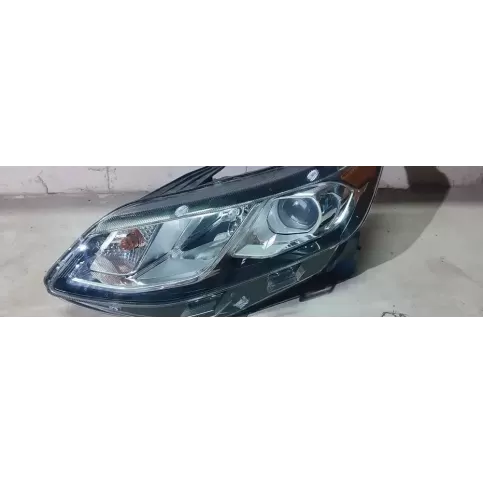 111215 фара передняя Chevrolet Volt II 2018