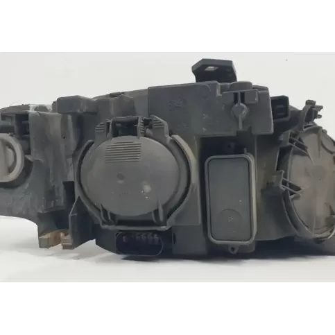 1305236052 фара передняя Audi A4 S4 B7 8E 8H 2004