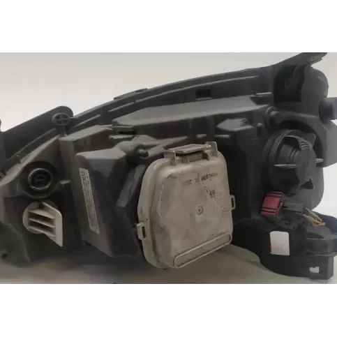 13237262 фара передняя Opel Corsa C 2003
