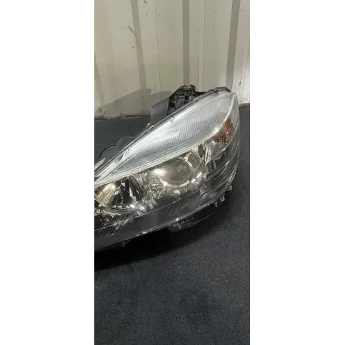 2048202139 фара передняя Mercedes-Benz C W204 2011