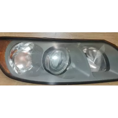 30678921 фара передняя Volvo V50 2005