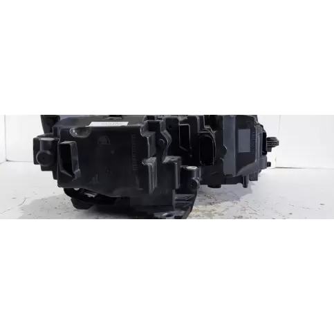 3086046 фара передня Skoda Octavia Mk3 (5E) 2018