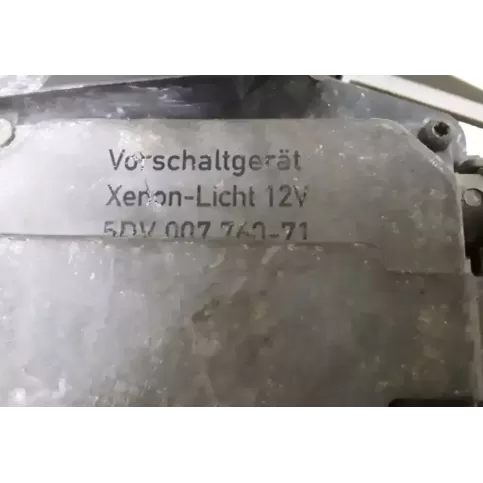 5DV00776071 фара передня Audi A6 S6 C5 4B 2003