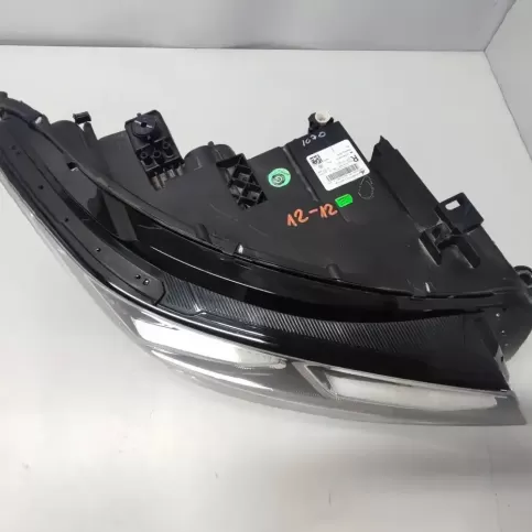 5NN941082D фара передня Volkswagen Tiguan 2021