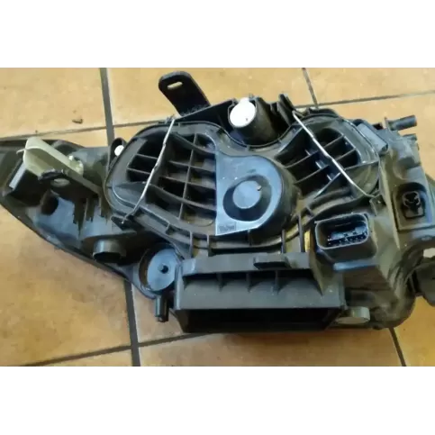 6312692448513 фара передня BMW 1 E81 E87 2004