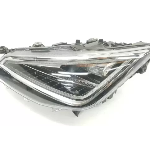 6F1941007F фара передня Seat Ibiza V (KJ) 2010