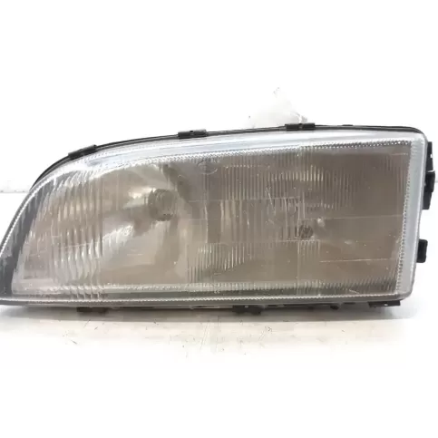 8628617 фара передня Volvo 850 1991