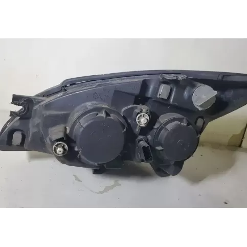 89004486 фара передняя Citroen C5 2002