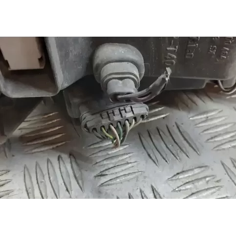 89100449 фара передня Fiat Punto (188) 2001
