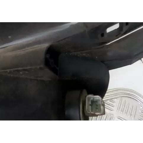 89300199 фара передняя Citroen Xsara Picasso 2003