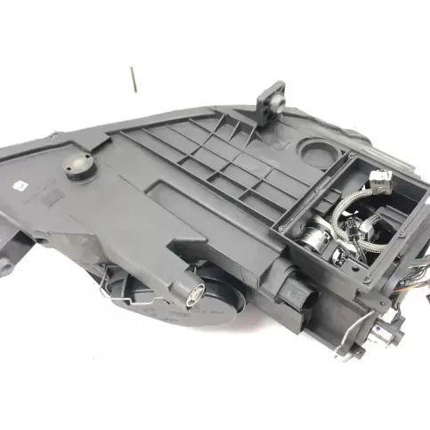 89312670 фара передняя Volkswagen PASSAT B6 2007