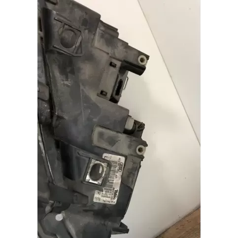 8E0941003AR фара передня Audi A4 S4 B6 8E 8H 2004