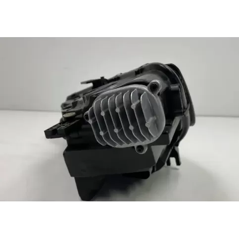 8W0941036C фара передняя Audi RS4 B9 2018