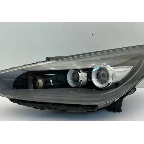 92101S0100 фара передняя Hyundai i30 2017