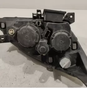 9644275380 фара передняя Citroen C5 2002