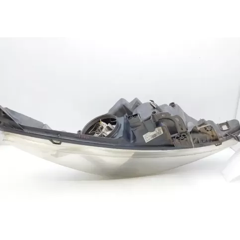 96449986180 фара передняя Peugeot 207 2006