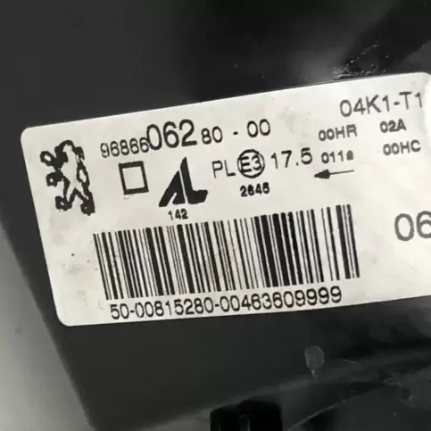 968660628000 фара передняя Peugeot 206 CC 2006