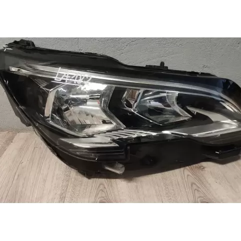 9810478080 фара передняя Peugeot 5008 2017