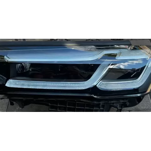 985058107 фара передня BMW 5 G30 G31 2016