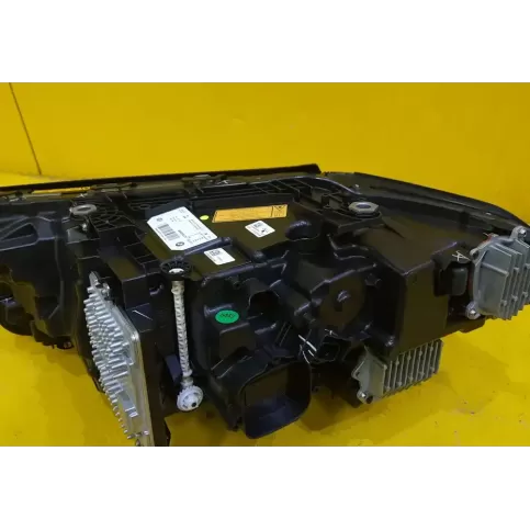9850592 фара передняя BMW 5 G30 G31 2016
