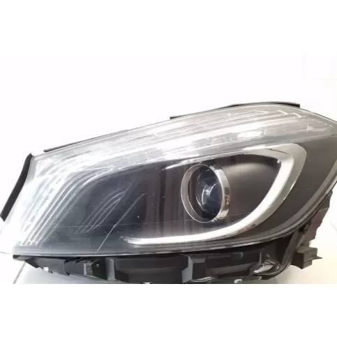 A1768201161KZ фара передняя Mercedes-Benz A W176 2013
