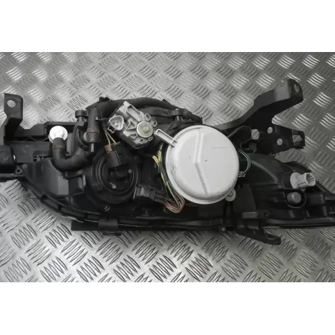 A2052 фара передня Subaru Outback 2008