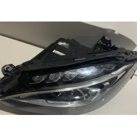 A2059062704 фара передняя Mercedes-Benz C W205 2016
