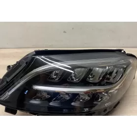 A2059065906KZ фара передняя Mercedes-Benz C W205 2019