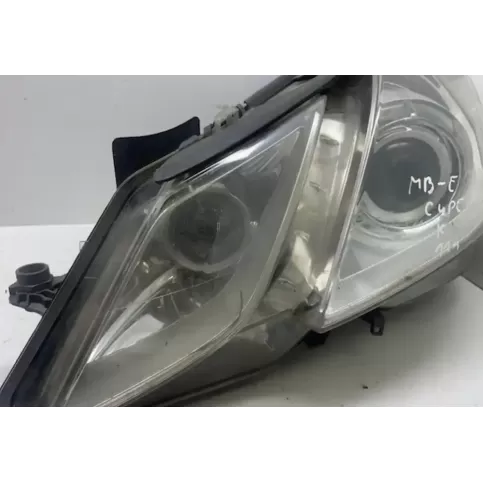 A2078204361KZ фара передняя Mercedes-Benz E C207 W207 2011