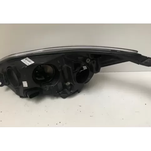 BM5113W029CH фара передняя Ford Focus 2015