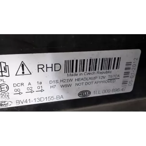 BV4113D155BA фара передняя Ford Kuga I 2012