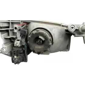 D201510L0D фара передняя Mazda Demio 1998