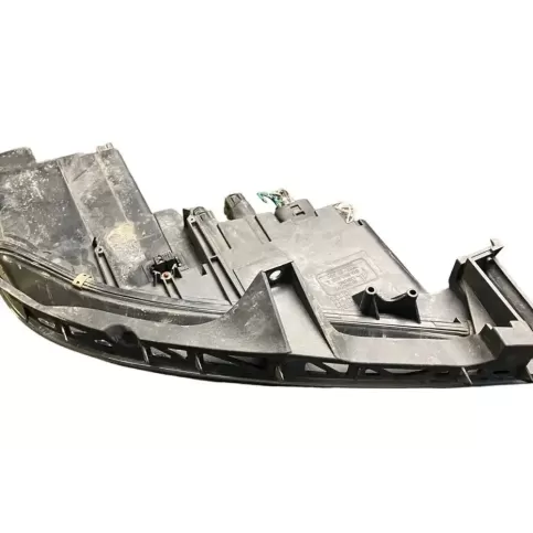 F014003906L фара передняя Mazda 6 2006