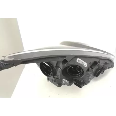 F1EB13W029CB фара передняя Ford Focus 2016