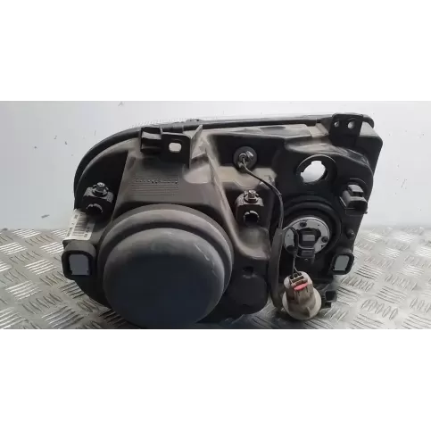 H0H7N00C фара передняя Chrysler 300 - 300C 2007