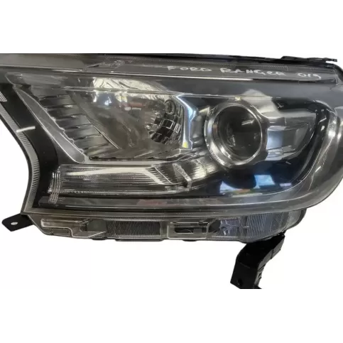 JB3B13D154 фара передняя Ford Ranger 2019