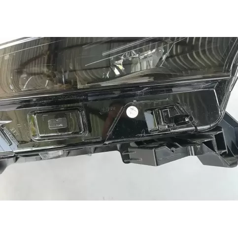 L375793 фара передняя Opel Mokka B 2020