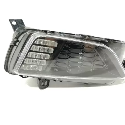 L90098866 фара передняя Volkswagen Polo 2017