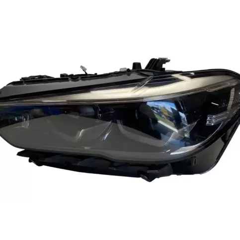 LE16A0378 фара передняя BMW X5 G05 2019