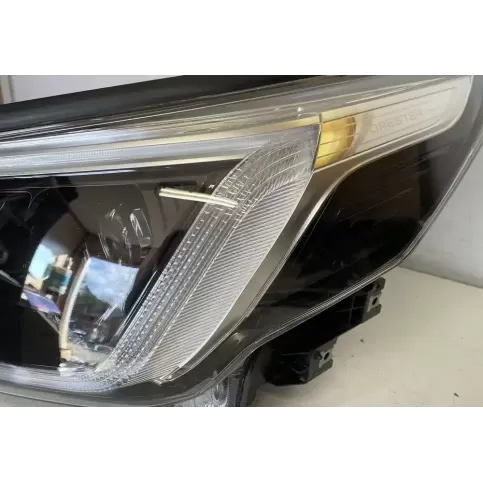 MDE1336082L фара передня Subaru Forester SK 2022