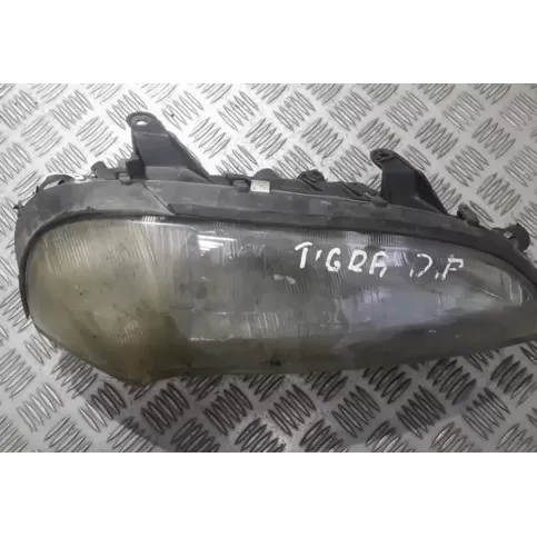 PA66-GF30 фара передняя Opel Tigra A 1999