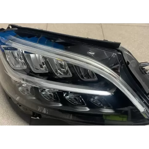 Q003ZGS002 фара передняя Mercedes-Benz C W205 2019