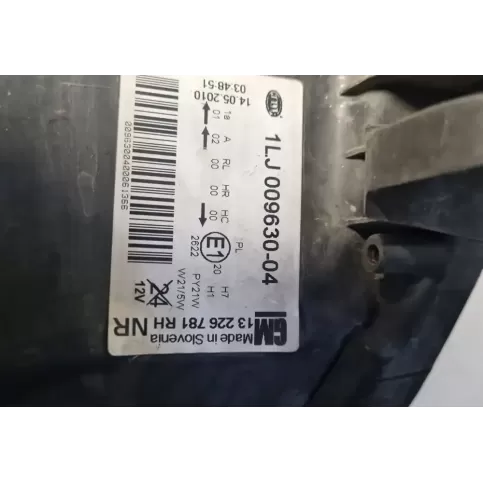 0098300400061366 фара передняя Opel Insignia A 2010