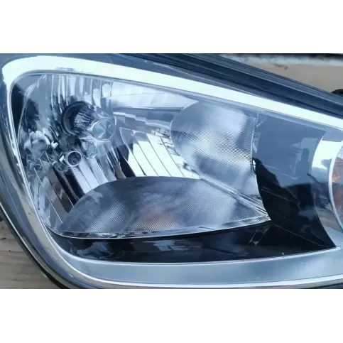 01048099900010 фара передняя Hyundai i10 2014
