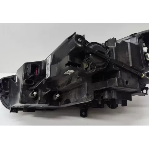 011002A00 фара передняя Seat Leon IV 2021