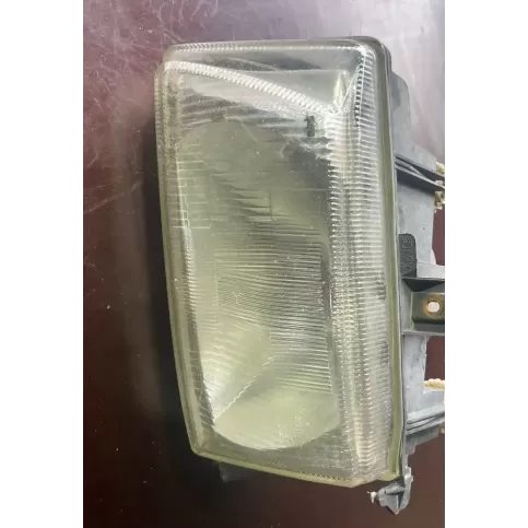 0301046306 фара передняя Seat Ibiza II (6k) 1997