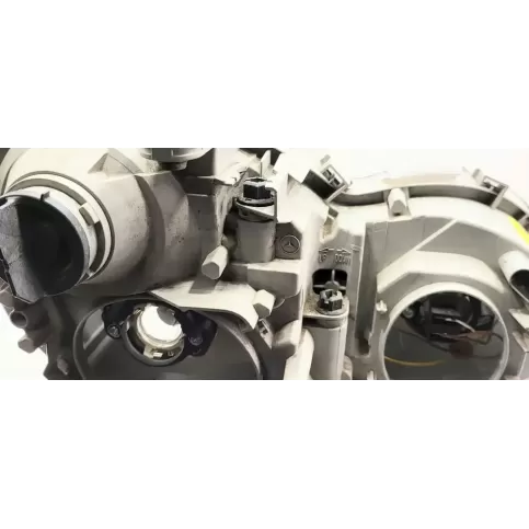 0301166605 фара передняя Mercedes-Benz C W203 2007